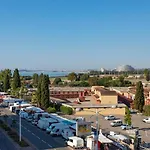 Superb Apartment With Terrace And Sea View Near Beaches And City Center