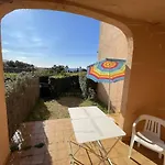 Rez-De-Jardin T2 Avec Terrasse Et Parking - Fr-1-100-284