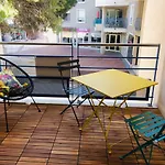 Charmant Appartement A Port-Frejus 2 Ou 4 Personnes