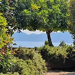 Haus mit Garten über der Bucht von Cannes