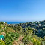 Wonderful And Quiet Villa With Large Garden And Pool In Nice - Welkeys