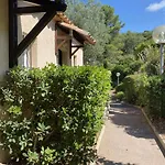 Studio Refait A Neuf Avec Piscine Et Parking, Les Issambres - Fr-1-226-495