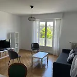 Appartement Spacieux Au Calme A Nice