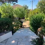 Au Pied Du Baou Avec Jardin Prive