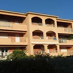Spacieux T2 Avec Loggia A 800M De La Plage, Parking Et Forfait Menage Inclus - Bormes-Les-Mimosas - Fr-1-610-12