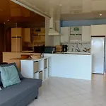Superbe Appartement, Proche Plage Des Sablettes