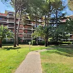Superbe Studio Tout Neuf Dans Residence Piscine