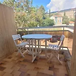 Studio A 10 M Des Plages Et A 5 Min Du Centre Ville De Bandol