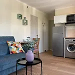 Studio For 2 People Near The Beach Of Antibes