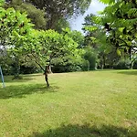 Pas Gerenoveerd Paradijsje Le Bonheur