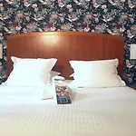 Grand Hotel Dauphine Toulon, Boutique Hotel & Suites