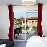 Sowell Residences Les Perles Du Golfe De Saint-Tropez