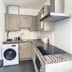 Studio Juan Les Pins, Plages, Gare, Centre Ville 2Pers Wifi