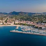 Un Coin De Paradis 2 Ou 4 Personnes Refait A Neuf