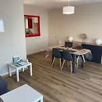 Au Point De Vue : Appartement Face A La Mer.