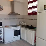 Appartement Climatise Au Centre Du Lavandou, 3 Chambres Avec Balcon, Proche Commodites - Fr-1-308-157