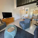 Grande Terrasse Avec Vue Mer, Residence Recente, Tout A Pieds