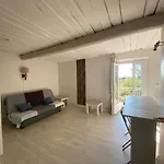 Studio 2 Personnes Vue Marais Salant Parking Et Terrasse Proche Commodite
