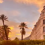 Studio Menton Proche Mer Climatise Wifi