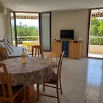 Frejus Plage T2, Piscine, Parking, Plages A 200M