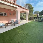 Superbe Appartement Avec Terrasse A 80M De La Mer