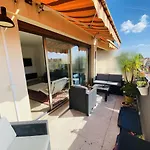 Ros5-Appartement Avec Une Chambre Et Une Belle Terrasse