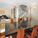 Gorgeous Home In Saint Raphael