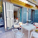 Charmant 2 Pieces Avec Terrasse, Jardin Et Parking Dans Residence Avec Piscine A Menton - Fr-1-196-313