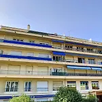 Nestor&Jeeves - Solar - By Sea - Balcony