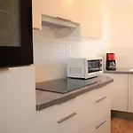 Charmant 2P Renove, Coeur Medieval, 4 Couchages - Bormes-Les-Mimosas - Fr-1-251-311