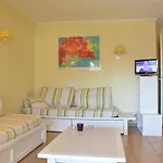 Appartement T2 Avec Piscine, Plage A 100M, Parking, Ascenseur Et Centre De Thalasso A Proximite - Fr-1-226-81