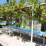 Le Mas De La Palmeraie - Appartement Dans Propriete Privee Au Calme Avec Piscine Et Tennis