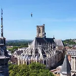 Studio Pour Deplacements Professionnels- Etudiant