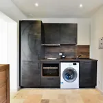 Modern Flat 3 Min To The Beach Close To Marineland Antibes - Welkeys