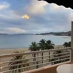 Bel Appartement Au Lavandou Avec Terrasse Et Vue Mer - Fr-1-308-167