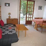 Charmant T3 Avec Terrasse Et Jardin, Quartier Super Cavalaire, Parking Inclus - Fr-1-100-183