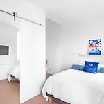 Agreeable Studio With Ac In Le Mourillon - Dodo Et Tartine