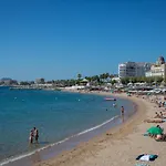 Studio Climatise Pour 2/3 - Proche Plage Et Commerces - Wifi Inclus - Fr-1-466A-22