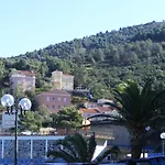 Villa Capcerbere