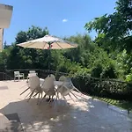 Agreable Maison De Ville Avec Terrasse Au Calme