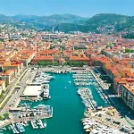 Le Delfino Port De Nice