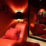 La Chambre Rouge