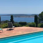 Large Family Home With A View Of The Golf