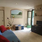 Joli Studio Vue Mer, Vieille Ville Menton