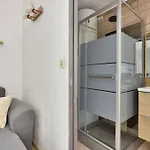 Superbe Studio Vieux Nice 1 Min A Pied De La Plage