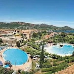 Capjouss Cap Esterel Rez De Jardin