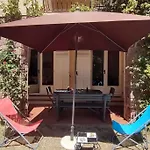 Superbe Appartement, Plein Centre Avec Jardin