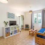 L'Auguiere Ouest, Maisonnette Au Coeur Du Vignoble Proche De La Mer Et Des Sentiers Cotiers