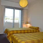 Cavalaire : Appartement 2 Pieces, A 300M Plage, Clim, Balcon - Fr-1-226B-331