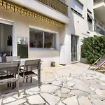 Nice Elegant Logement D'1 Chambre Avec Terrasse